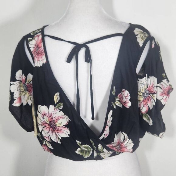 Band of Gypsies Black and Pink Floral Boho Crop Top Sz Small NWT Black Crop Top - Picture 5 of 10